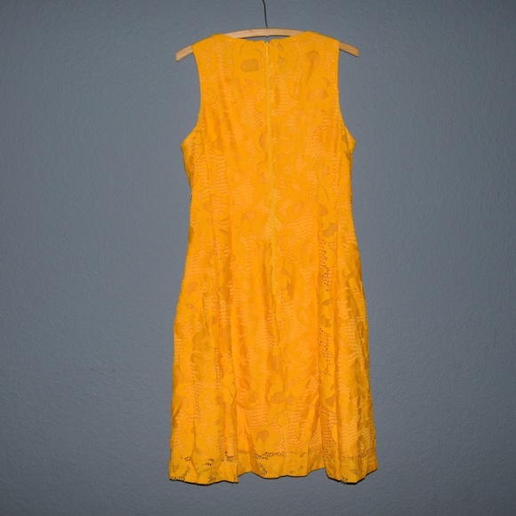EVA MENDES x NY&CO Yellow Maria Lace Dress [F8] - Picture 3 of 7
